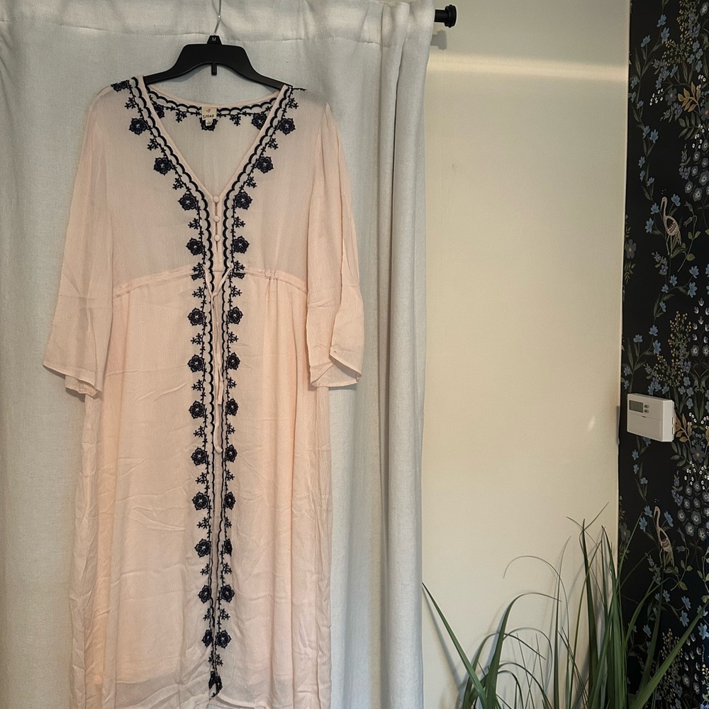 Elegant Cream Midi Dress with Navy Embroidery